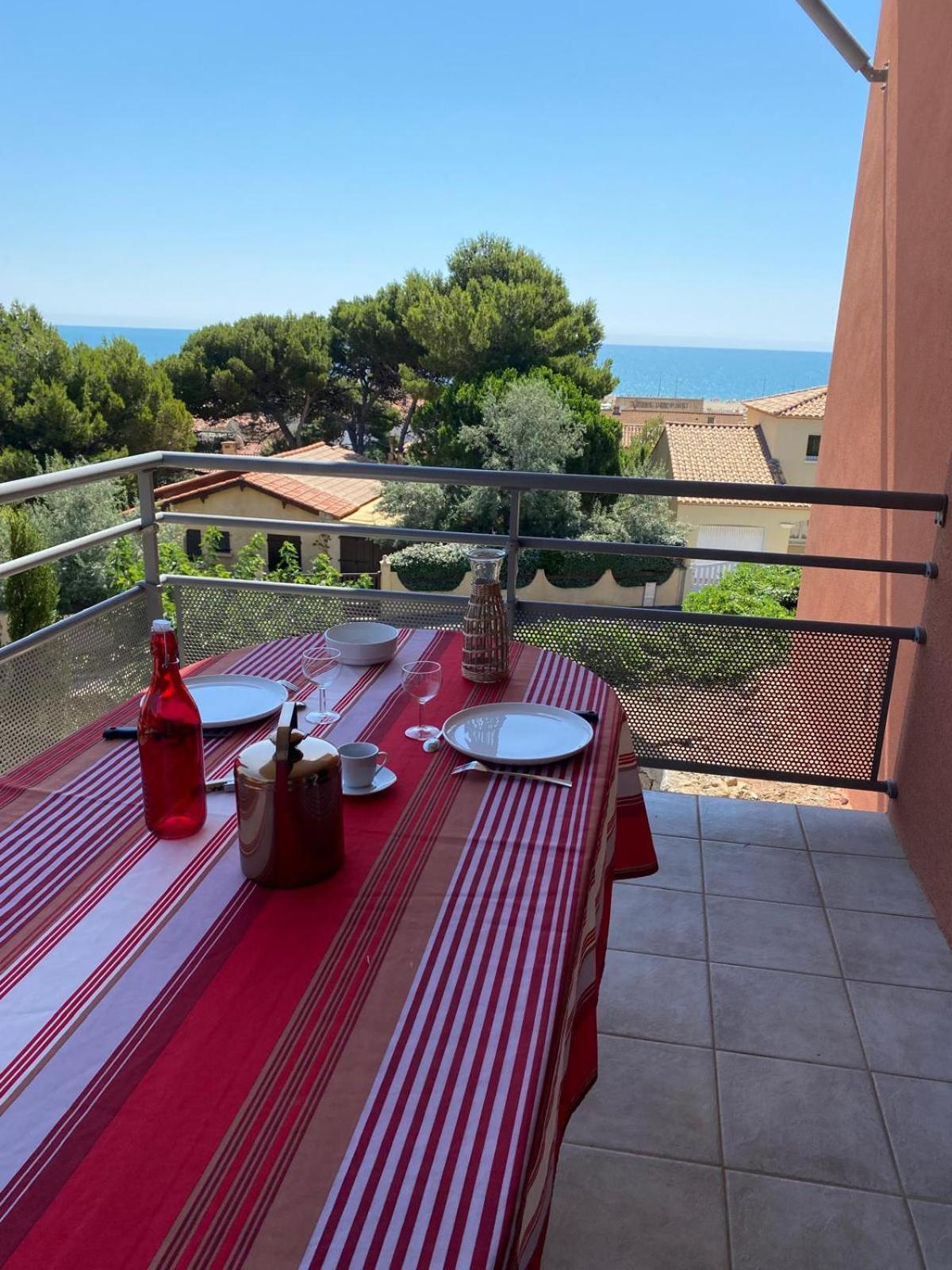 Appartement 4 Pers - Terrasse - Vue Mer - Proche Plage Saint-Pierre-la-Mer  المظهر الخارجي الصورة